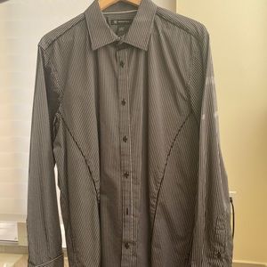 Men’s dress shirt in XL
